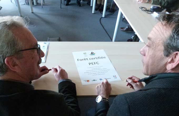 Des communes du Luberon se regroupent pour leur certification forestière PEFC